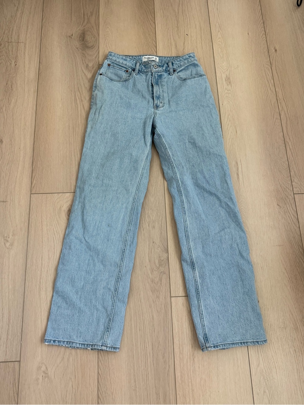 Abercrombie Curve Love Straight Leg Women’s Jeans